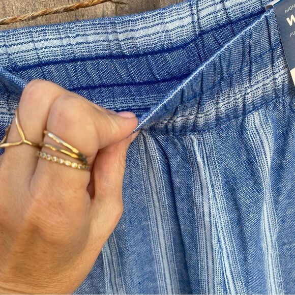 Old Navy High-Waisted Linen-Blend Wide-Leg
Pants NWT XS - Picture 7 of 11